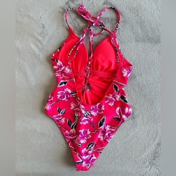 Xhilaration Lace-Up Front Scoop Back one-piece Swimsuit size M - Picture 4 of 7